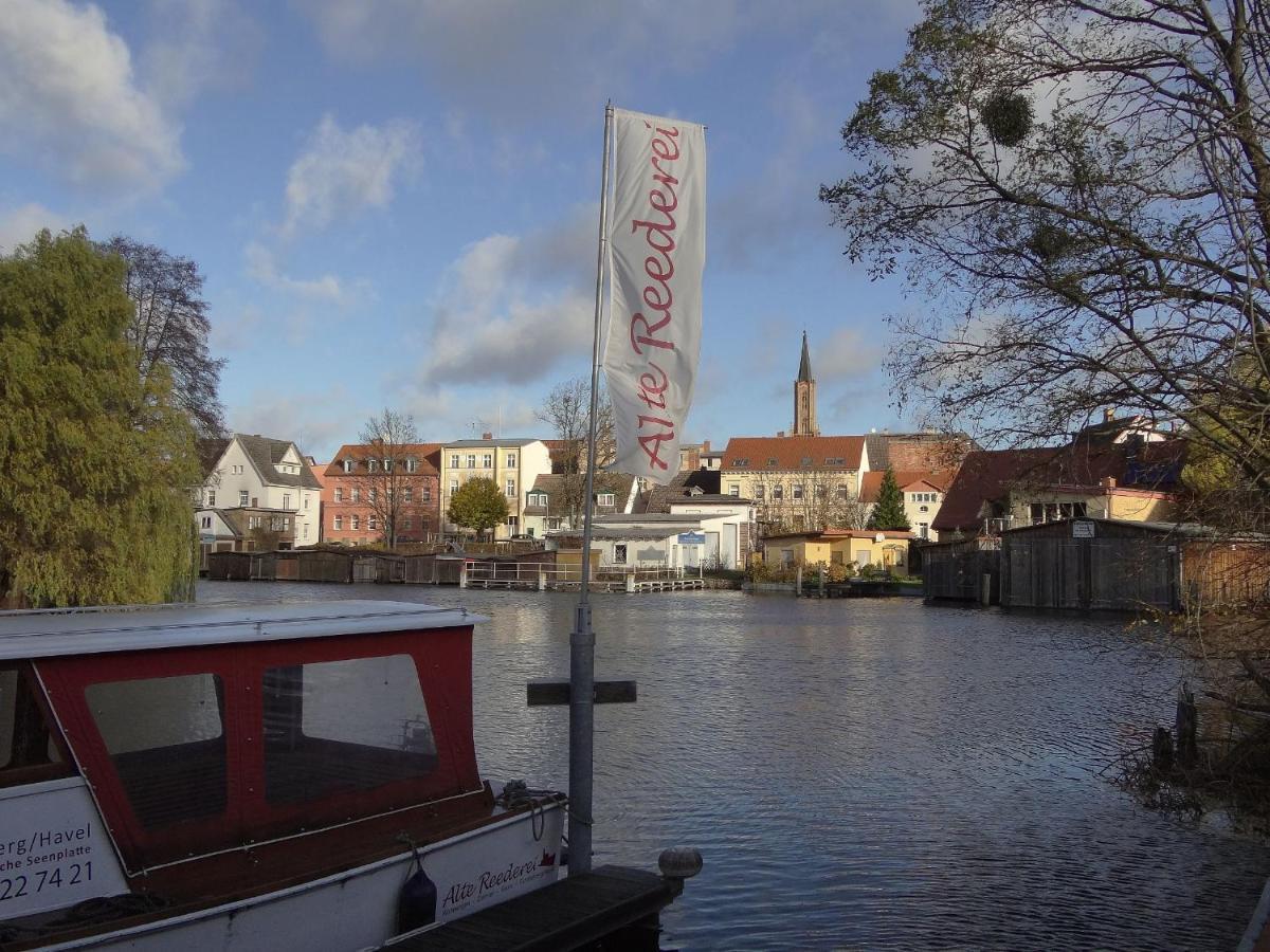 Kulturgasthof Alte Reederei Aparthotel Furstenberg-Havel Exterior photo