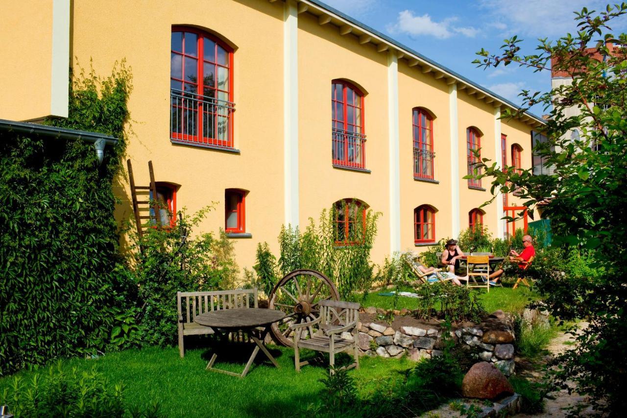 Kulturgasthof Alte Reederei Aparthotel Furstenberg-Havel Exterior photo