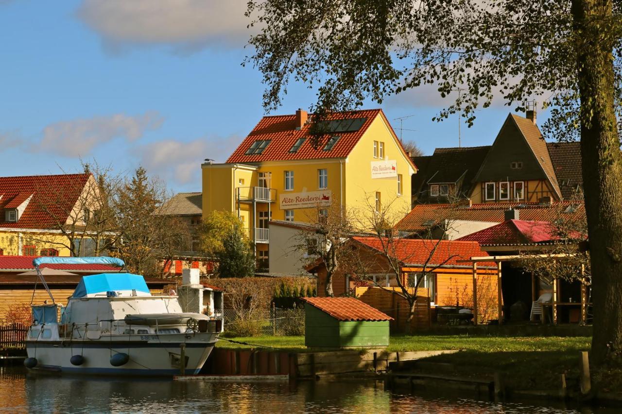 Kulturgasthof Alte Reederei Aparthotel Furstenberg-Havel Exterior photo